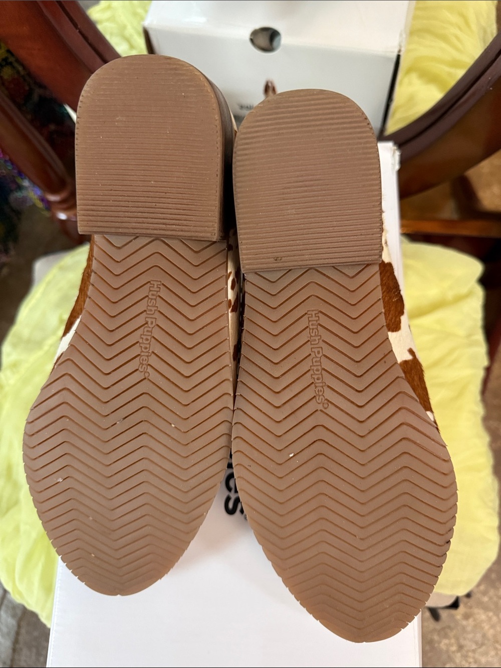 Hush Puppies Brown & White Cowhide Slip-On Mules - Picture 5 of 7